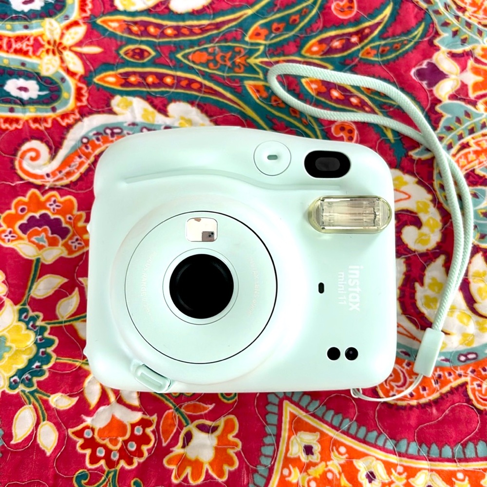 Fuji Instax mini Polaroid camera